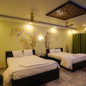 Superior Queen Room Two Queen Beds